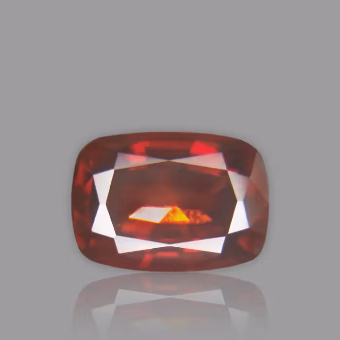 Red Garnet (Almandine-Pyrope) - 6.39 Carat