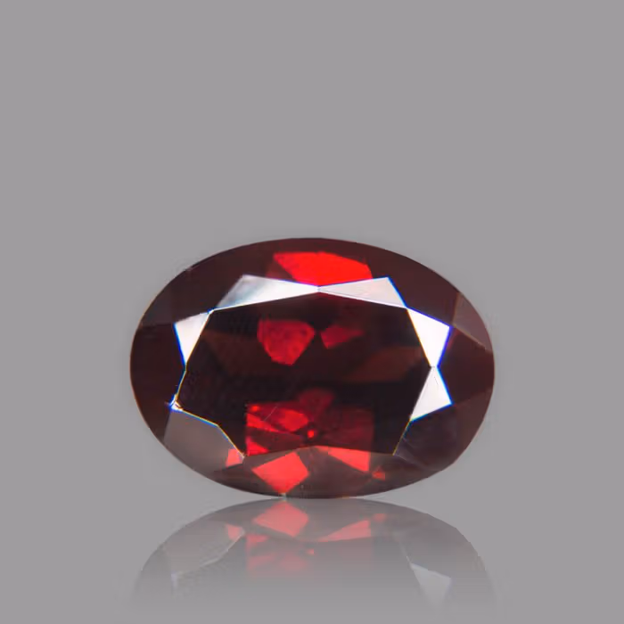 Red Garnet (Almandine-Pyrope) - 7.14 Carat
